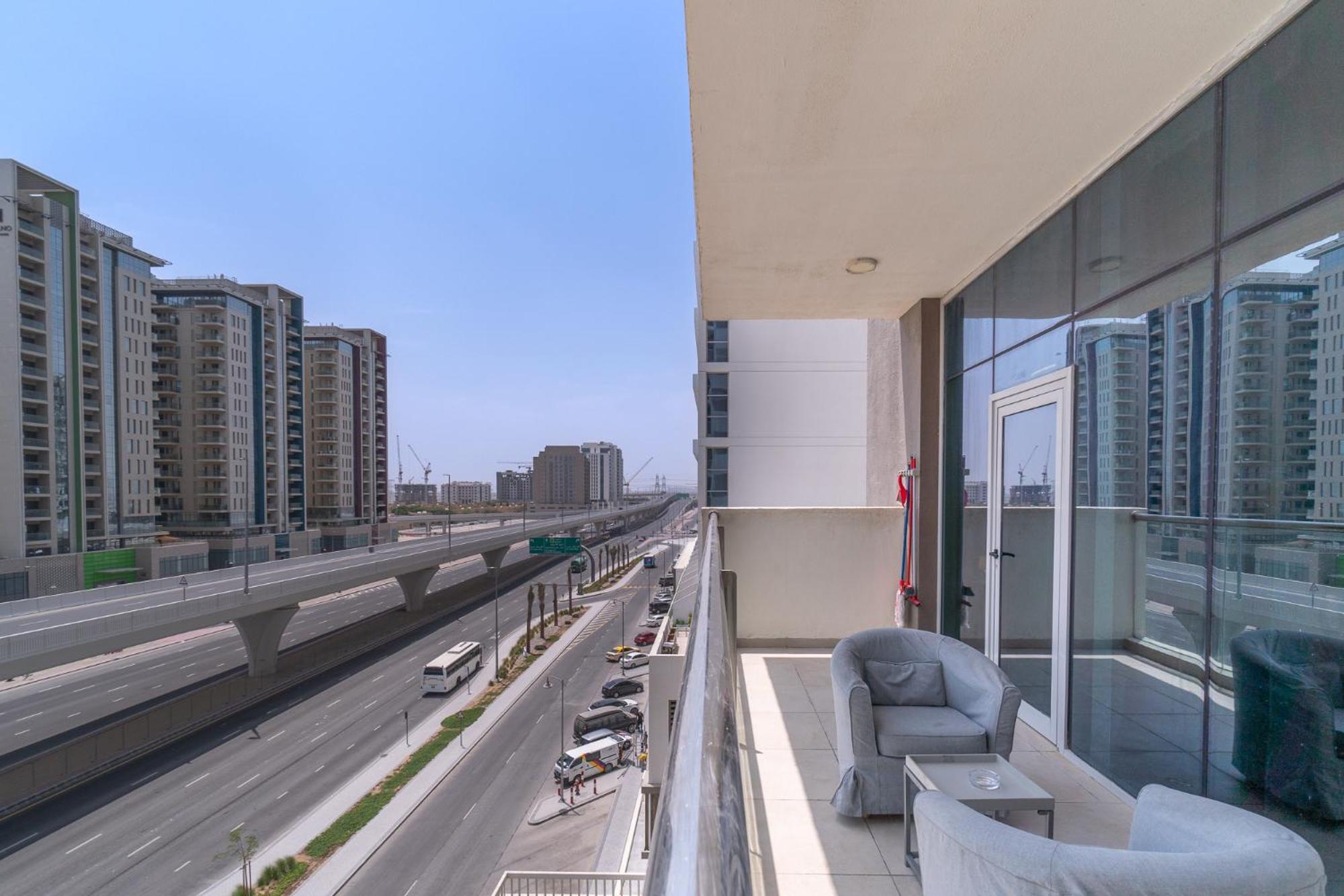 Trinity Holiday Homes - Spacious Modern Living 1Br & 2Br Unique Apartment Dubai Luaran gambar